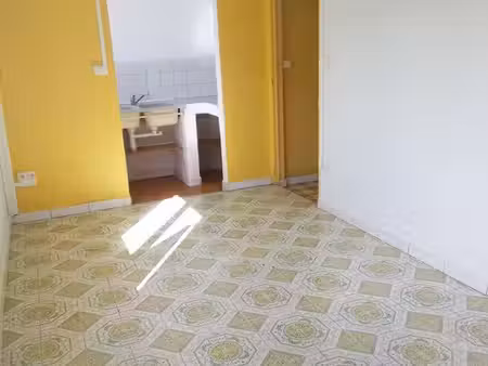 t2/3 résidence calme
