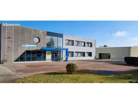a louer bâtiment industriel 600 m² avec 200 m² de bureau