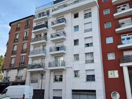parking/box asnieres sur seine