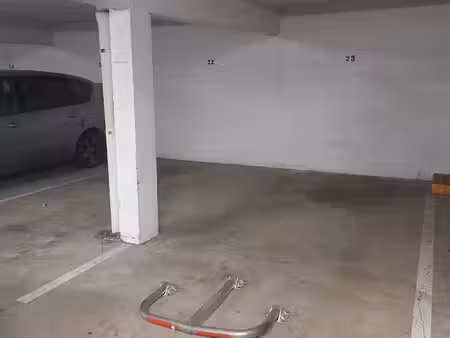 parking / box saint brieuc