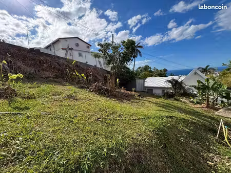terrain 301 m² sainte-marie
