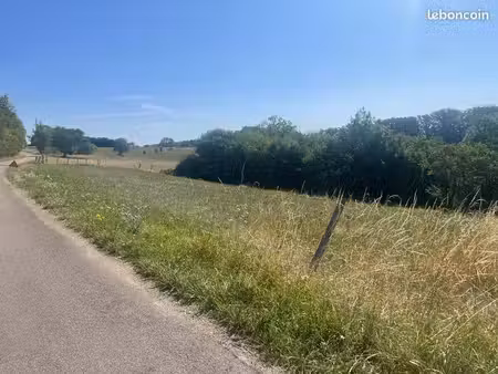 terrain constructible 1765m2