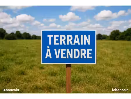 terrain proche de nontron de 5500 m²