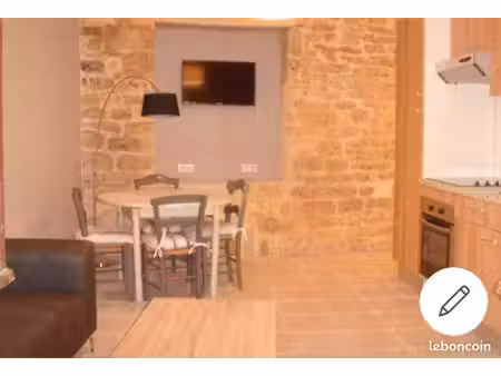 t2 meublé 35 m² – centre-ville de sarlat