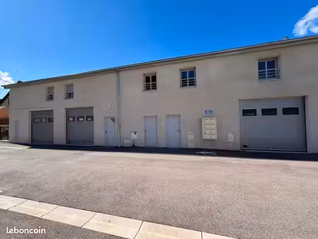 local 166 m² besançon