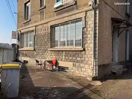 local professionnel ou loft à 5 mn de la gare besançon