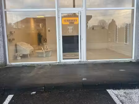 local commercial a louer