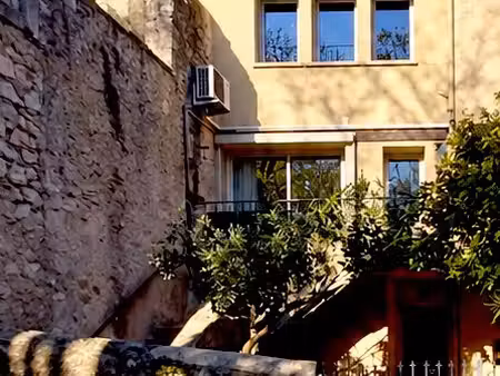 authentique maison médiévale à marsanne – atelier  terrasse  lumière et charme