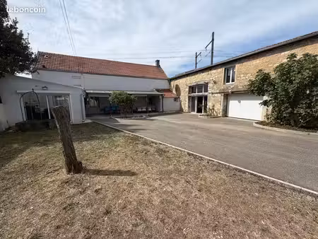 maison 140 m² – 4 chambres – grand jardin + 220 m² de dépendances – dijon université