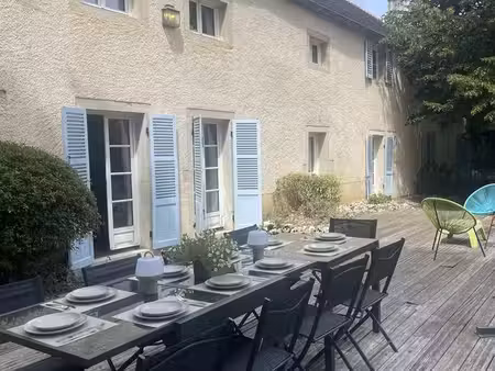 maison ancienne de caractère dans les vignes