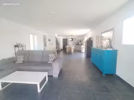 maison 124m² avec petite piscine beausemblant ( boresse)