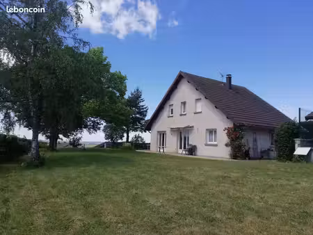 maison individuelle sur les hauteurs de pontarlier