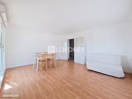 appartement 2 pièces 54 m²