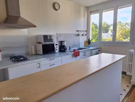 appartement t4 très lumineux centre ville  3mn à pied de enssat&gare lannion  disponible