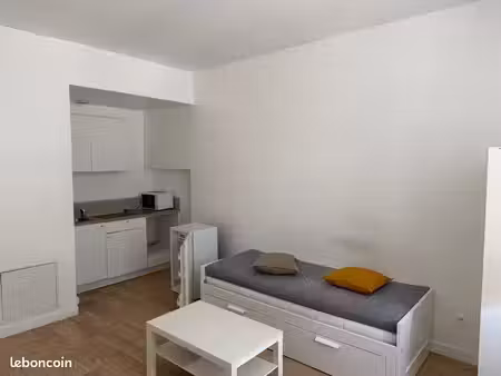 studio meublé