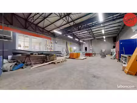 entrepôt  atelier 313 m² besançon