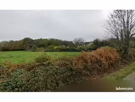 terrain 370 m² fouesnant