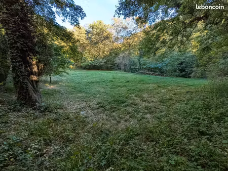 terrain naturel 2 200 m² à louer – barbières (26) – idéal petit pâturage