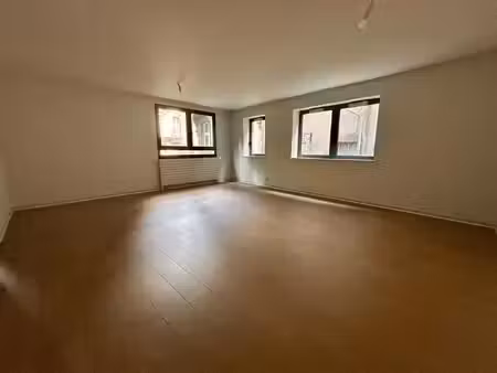 location appartement 4 pièces 117 m² à clermont-ferrand (63000)