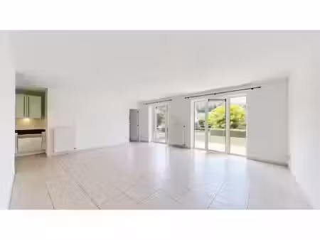 appartement à louer à rue des chevaux-haleurs 5 huy (vbe67024)