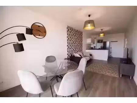 location appartement 2 pièces 40 m² à saint-denis (97490)