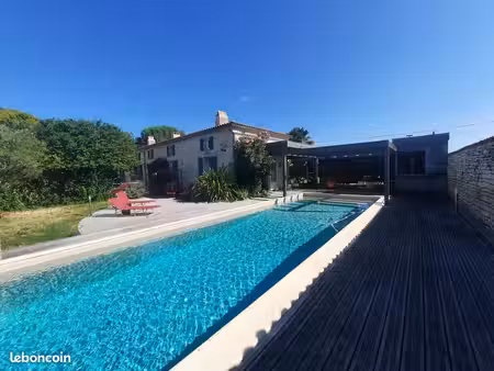 propriété équestre de charme avec gîte - 15 mn de royan (17)
