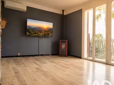 appartement à fréjus (83600)