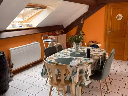 charmant t2 balcon  double garage