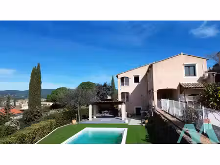 maison 6 pièces avec garage sur terrain de 1000m2