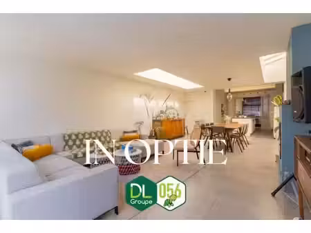 charmante maison rénovée avec piscine et jardin