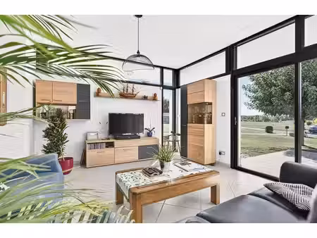 ensemble immobilier composé de 2 biens indépendants