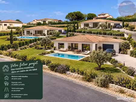 terrain 630 m² lezan