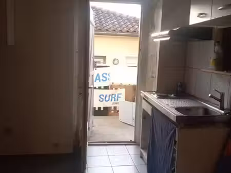 t2bis 50m² avec terrasse (eau comprise)