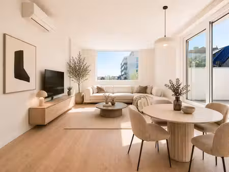 instapklaar nieuwbouwappartement met 2 terrassen