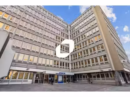 bureaux 240 m²