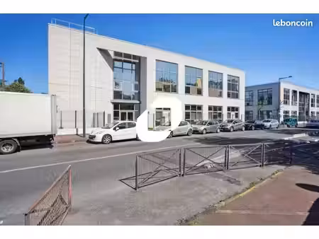 bureau 149 m²