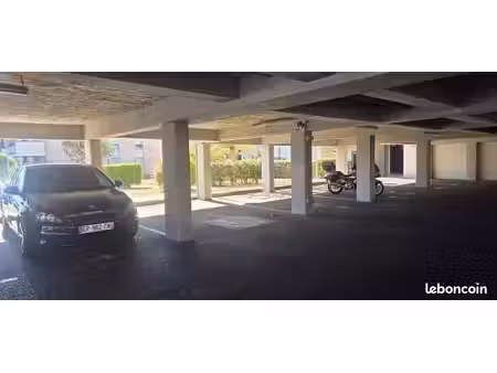 parking couvert et sécurisé   portet sur garonne