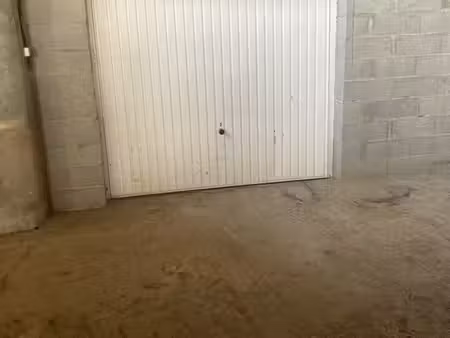 garage / box 28 m2