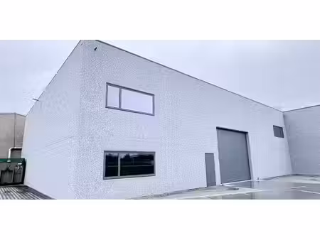 bâtiment d’entreprise à louer à ertvelde pour € 2.515