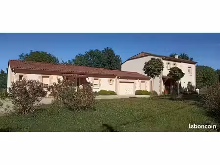 maison d’habitation et maison d’hôtes 260 m2 montignac-lascaux