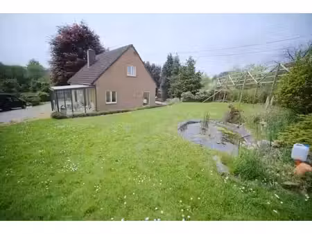 belle villa avec garage  jardin sur 11 ares 80 centiares