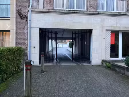 box garage à louer