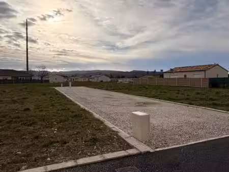 terrain 750 m² revel