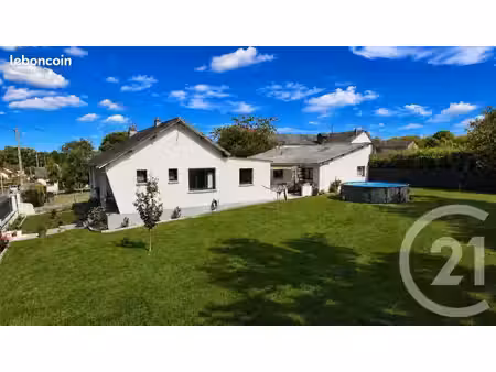 maison 6 pièces 137 m²