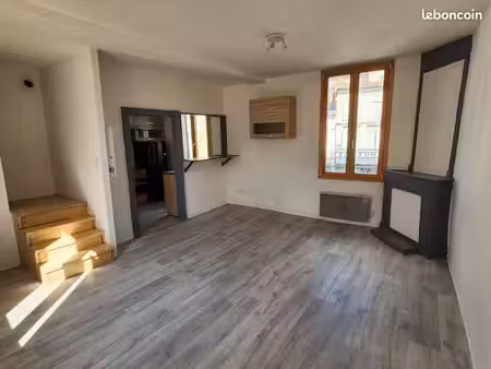 duplex lumineux 2 chambres – environ 65 m² – centre-ville de ribérac