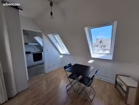studio 1 pièce 26 m²