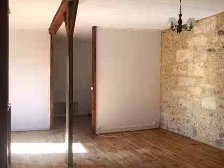 appart. f3 à lalinde