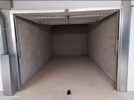 box - garage dans parking sous sol