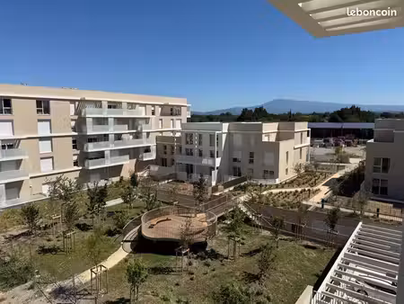 loue t2 neuf 46 m2 à monteux