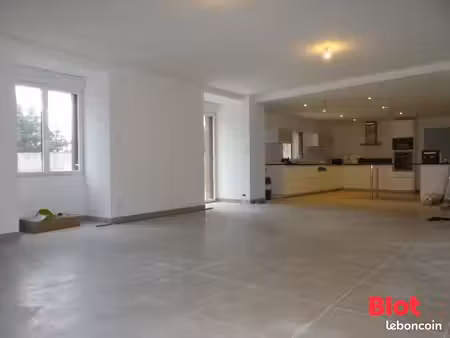 longère 7 pièces 230 m²